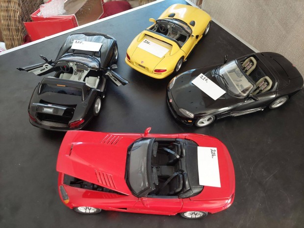 Dodge Viper RT,Srt 1:18mretben