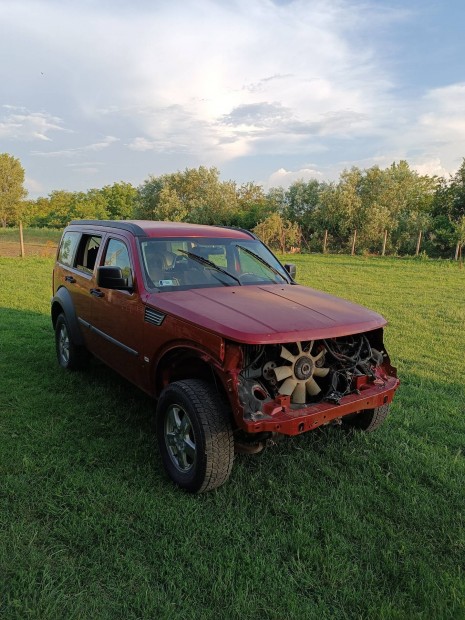 Dodge nitro 2.8 crdi