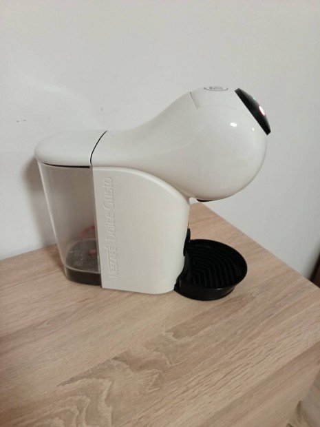 Dolce Gusto Genio s kapszuls kvfz