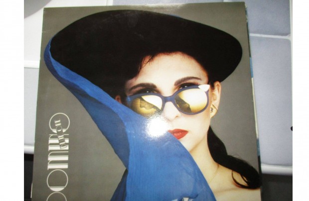 Domino Blue One maxi bakelit hanglemez elad