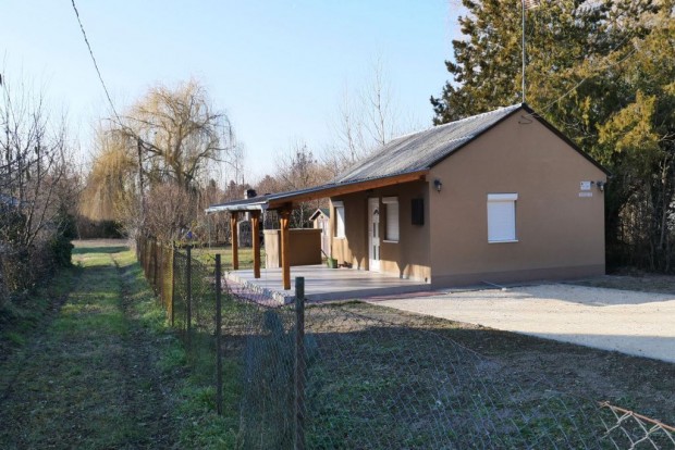 D�ms�d, R�ckevei utca, 40 m2-es, �d�l�, 1+1 szob�s, fel�j�tott /