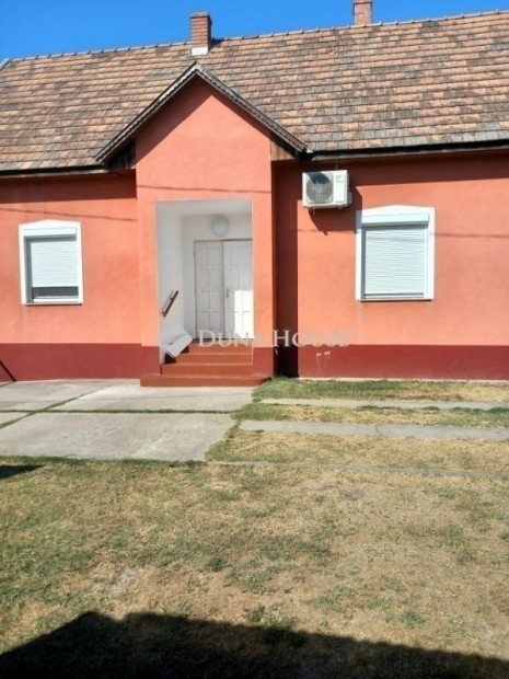 D�ms�di 94 nm-es h�z elad�