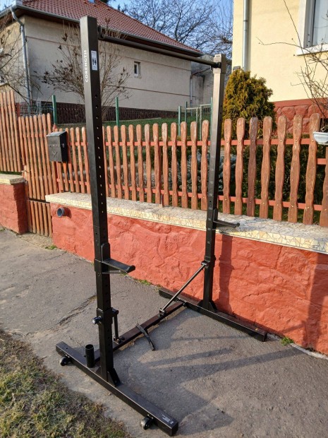 Domyos guggoló húzódzkodó állvány Rack 500