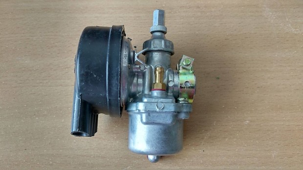 Dong motor karburtor