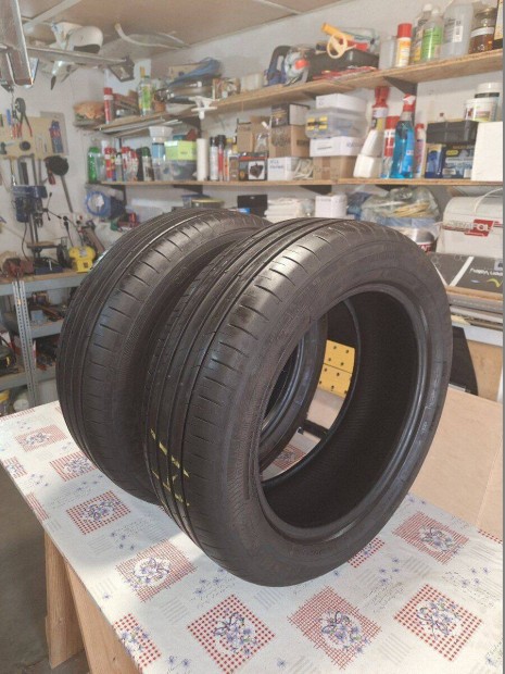 Doodyear 215/55 R17 nyári gumiabrony 1 pár eladó!
