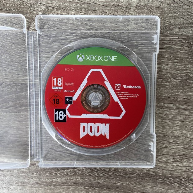 Doom konzol jtk Xbox One jtk dobozval