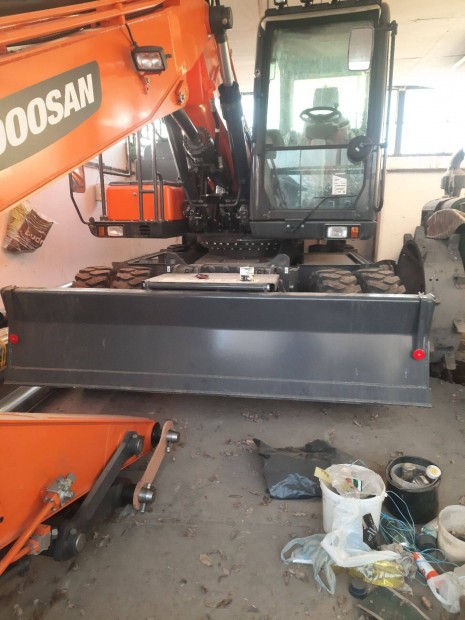 Doosan DX 170 W-5