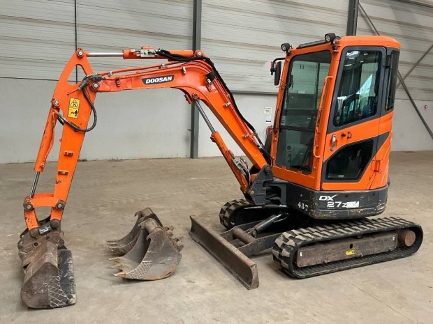 Doosan DX 27 Z / 1.920 h üzemóra / Lízing 20%-tól