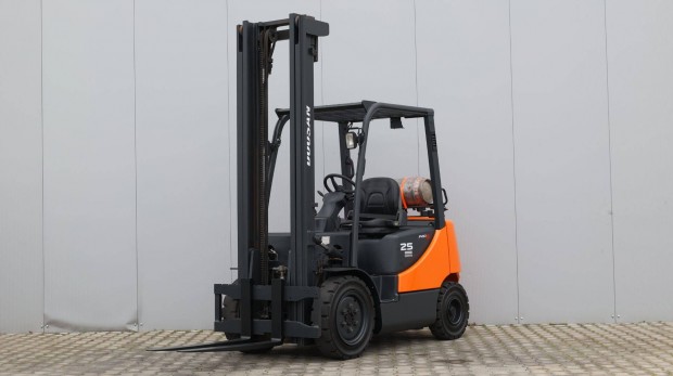 Doosan G25P-5 gzos 2,5 tonns targonca