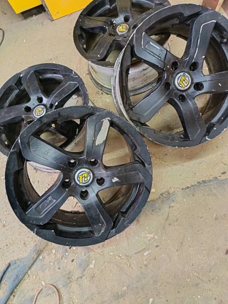 Dotz 17" -os alufelni 25000 ft