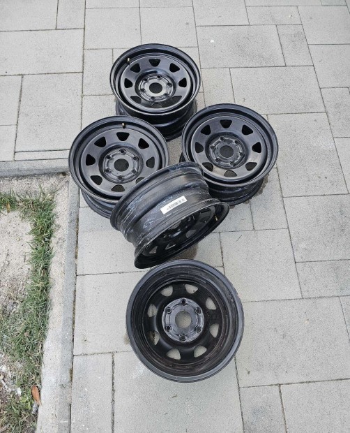 Dotz 7X16 Dakar 6x139,7x67 ET30 - Ac�lfelni garnit�ra ( 5 db)