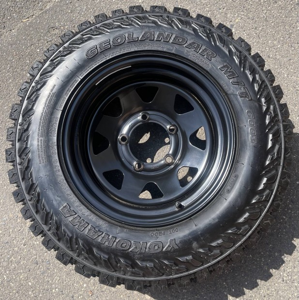 Dotz Dakar Felni 15" 5x139,7 Gumival