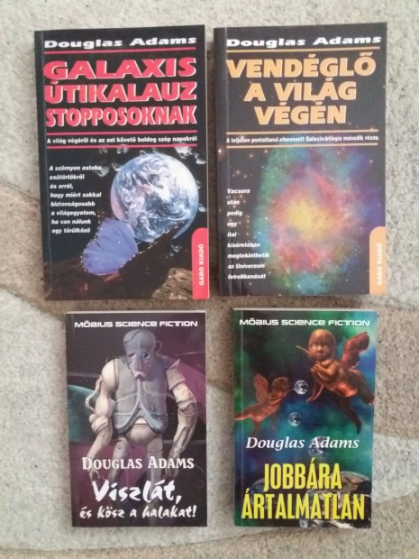 Douglas Adams Galaxis tikalauz stopposoknak knyvei (4 ktet)