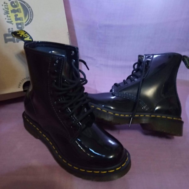 Dr.Martens 36-os mret (Teljesen j,br, bakancs)