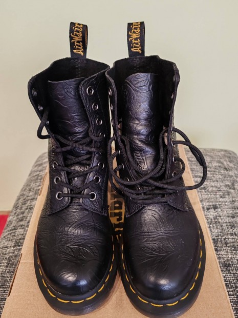 Dr.Martens bakancs