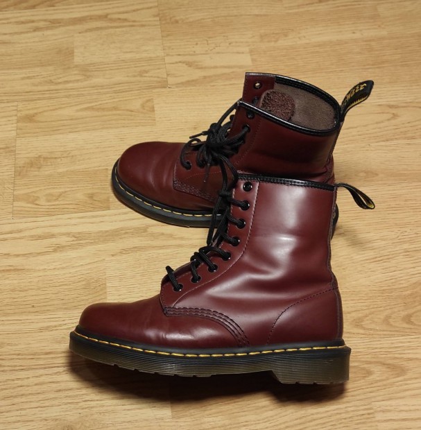 Dr.Martens bakancs 37 es!