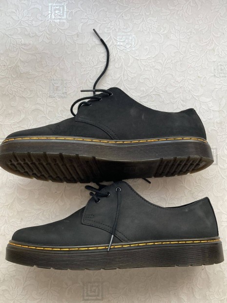 Dr Martens cip 43-as