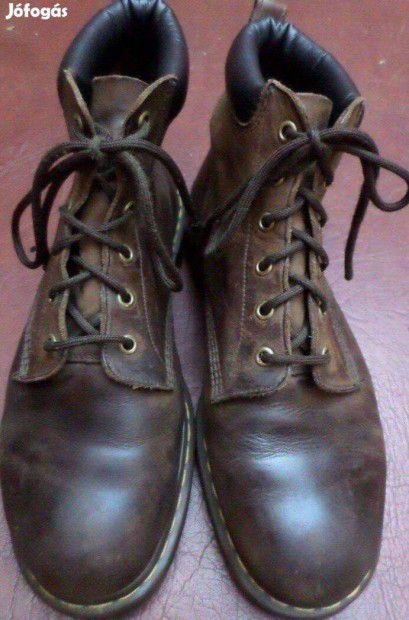 Dr Martens frfi br bakancs