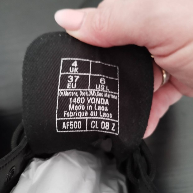 Dr Martens vonda 