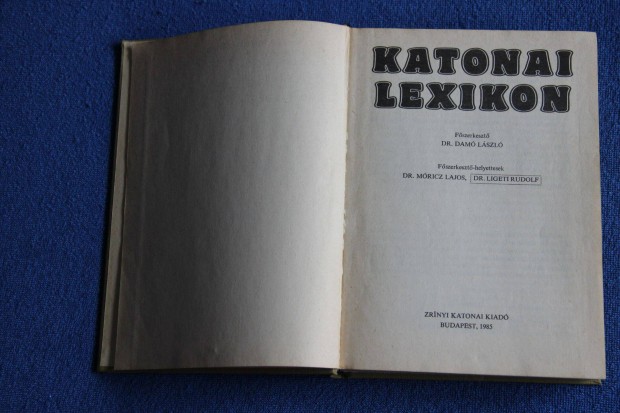 Dr. Dam Lszl: Katonai lexikon