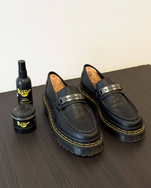 Dr. Martens Penton Bex + ajándék balsam és spray