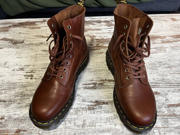 Dr. Martens frfi bakancs 45 barna