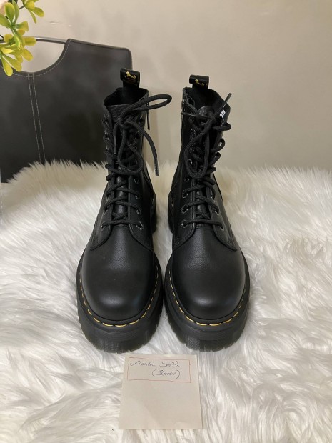 Dr. Martens ni platform valdibr bakancs