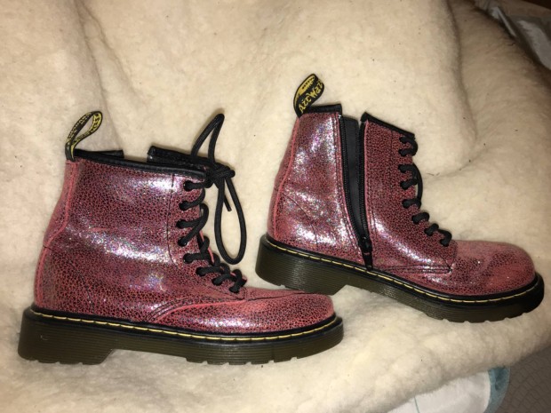 Dr martens 32 gyerek cipő bakancs