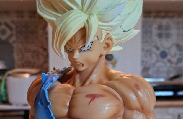 Dragon ball, Son Goku SSJ 44 cm