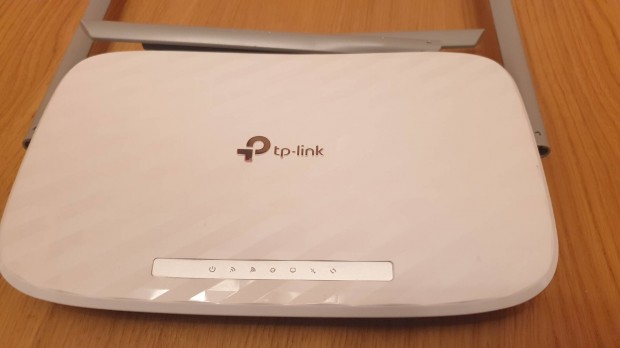 Dual band AC1200 Tplink router