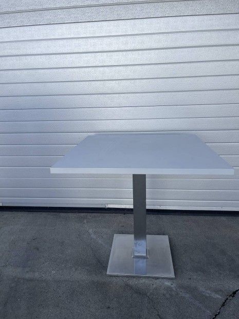 Dublino szrke kis asztal - 80x80 cm