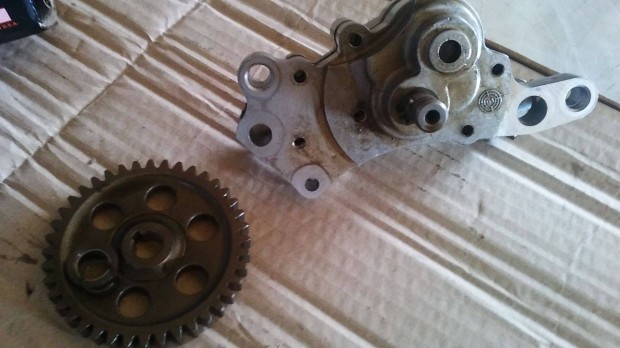 Ducati 620i motorikus alkatr�szek