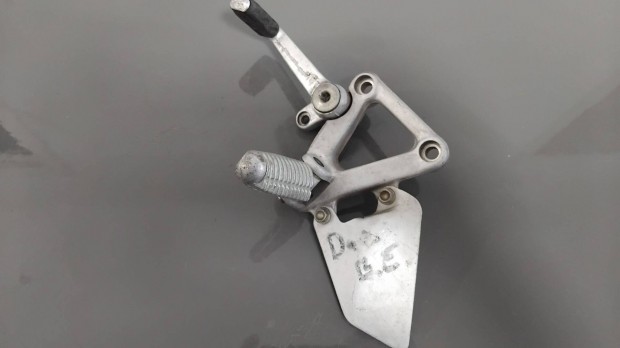 Ducati 748 Bal első lábtartó konzol | 824.1.015.1A
