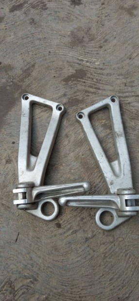 Ducati 750ss hátsó lábtartó konzol pár