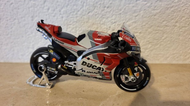 Ducati Desmosedici GP18 1/18 Moto GP motor modell, makett