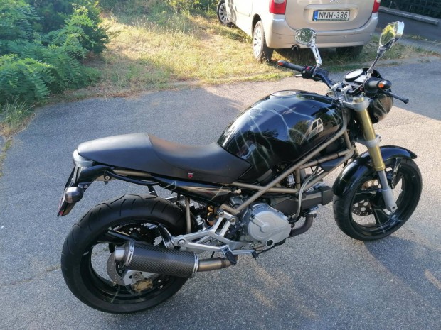 Ducati Monster 600 Akci!Kevs KM!Iegyedi!