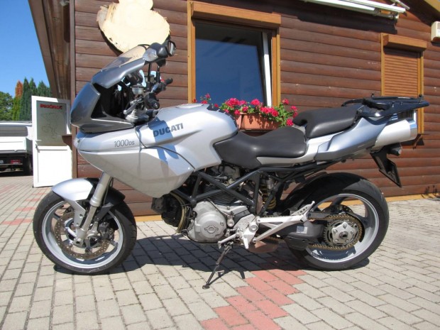 Ducati Multistrada 1000 DS