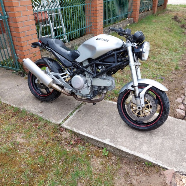 Ducati monster alkatrszek 