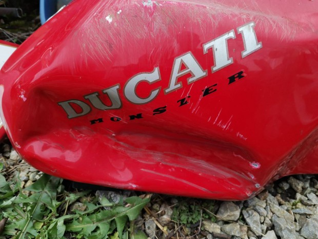 Ducati monster tank srlt