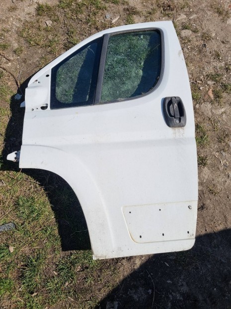 Ducat� Jumper Boxer. Bal ajt�. 