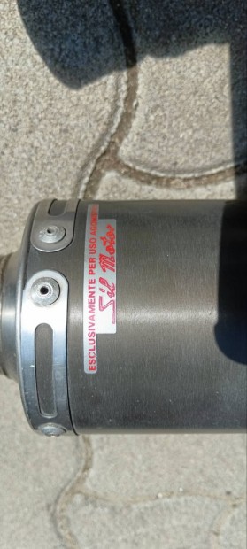 Ducatti Monster kipuffog