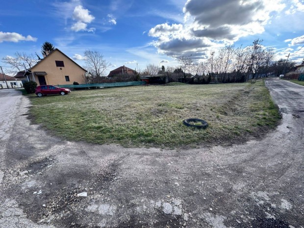 Duna k�zeli �p�t�si telek R�ckeve �jtelepen