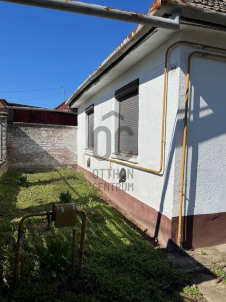 Dunaföldváron családi ház eladó