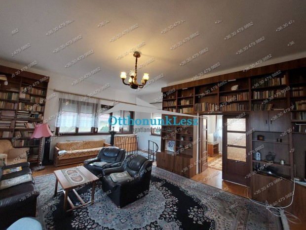 Dunaharaszti családi ház 115 m2 felső szintje, nappali+2 szoba