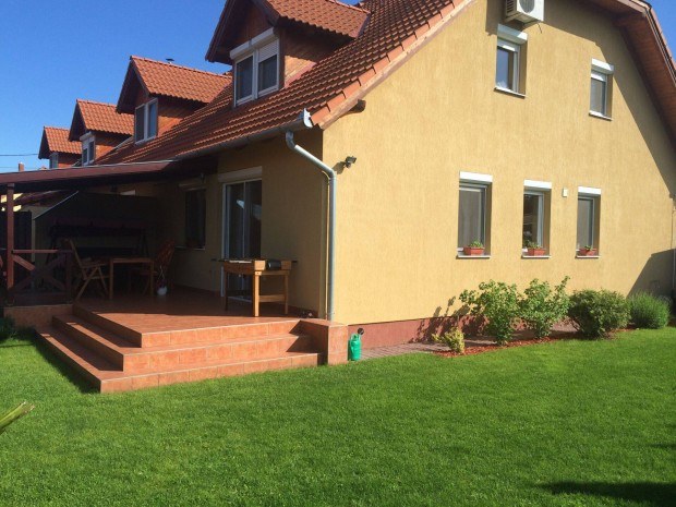 Dunaharaszti elad� h�z