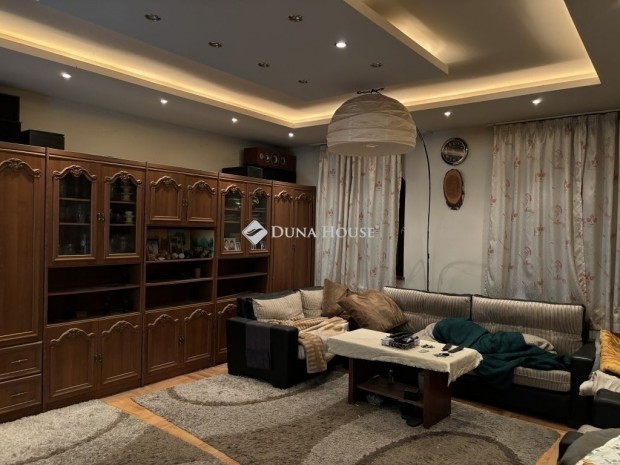 Dunaharasztii elad� 130 nm-es h�z