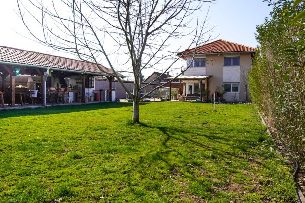 Dunaharasztin 145nm-es cs.h�z