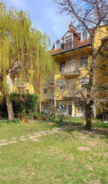 Dunakeszi, Mad�dh lak�park, 90 m2-es, t�rsash�zi lak�s, 4 szob�s