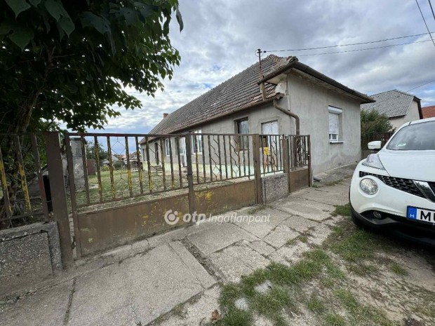 Dunaszentgy�rgyi elad� 142 nm-es h�z