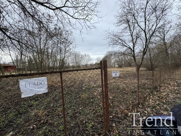 Duna�jv�ros z�ld�vezeti r�sz�n z�rtkerti ingatlan elad�!